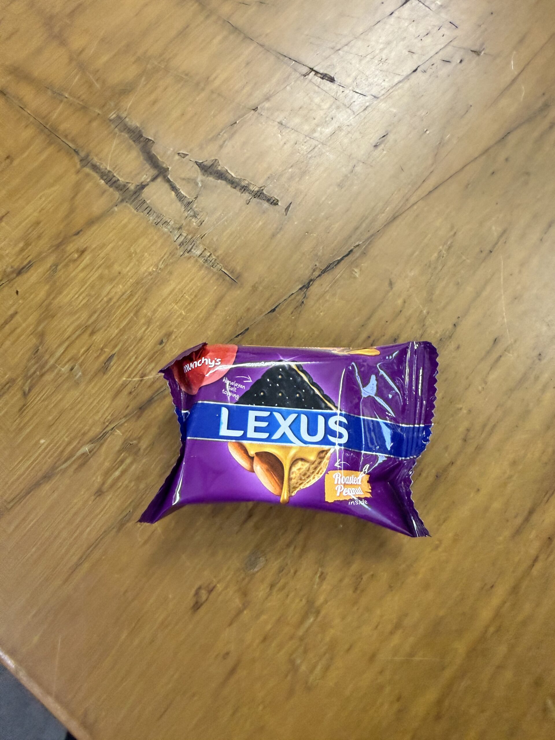 　　なんと現金一括で購入した「LEXUS」を頂きました（笑）